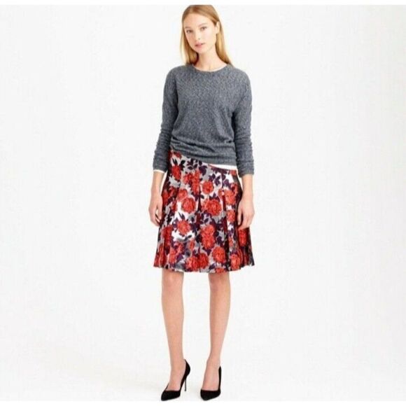 J. Crew Mini Skirt Red Silver Metallic Floral Print Pleated A-Lined Size 2 - Picture 2 of 9